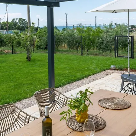 Villa Saini With Sea View Dajla