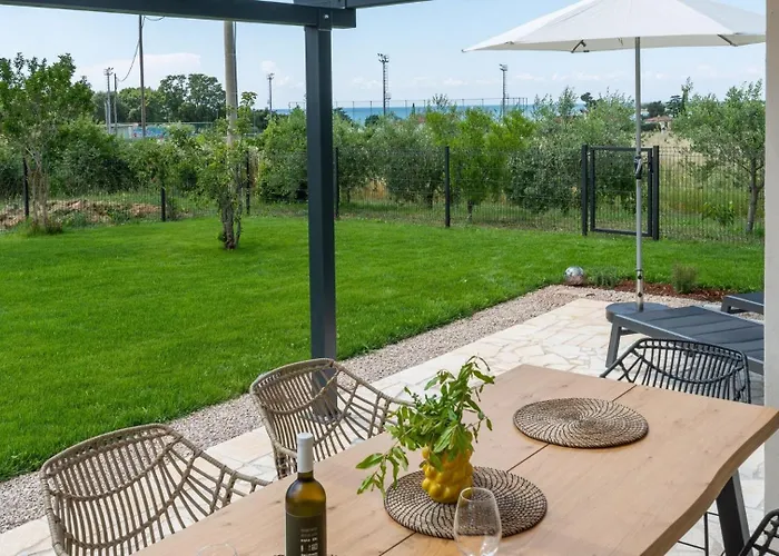 Villa Saini With Sea View Dajla