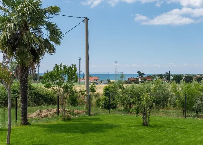 Saini With Sea View Villa