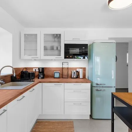 Saini With Sea View 빌라 다일라