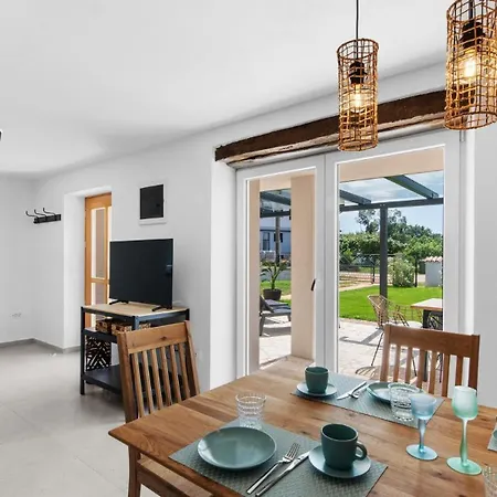 Saini With Sea View Villa