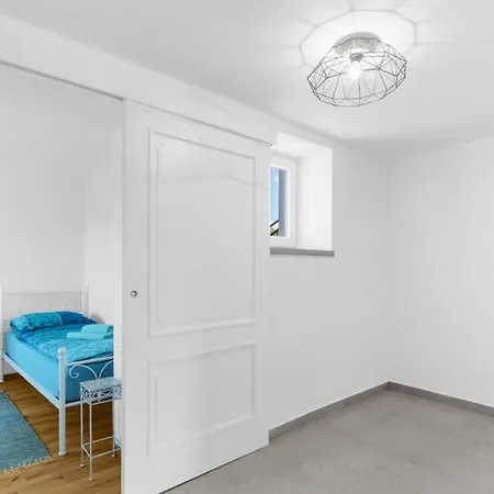 빌라 Saini With Sea View 다일라